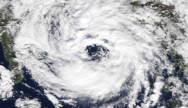 katastrofikos-mesogeiakos-kyklonas-to-ischyrotero-meteorologiko-fainomeno-tis-mesogeioy-prokalei-sok-324640