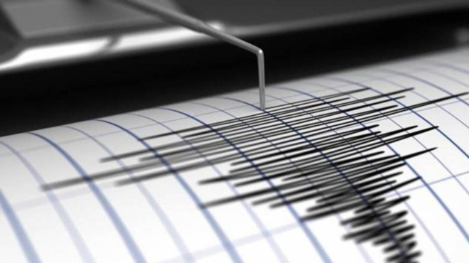 neos-seismos-prin-apo-ligo-tarakoynithike-olokliri-pasignosti-poli-tis-elladas-amp-8211-petachtikan-exo-apo-spitia-kai-magazia-328323